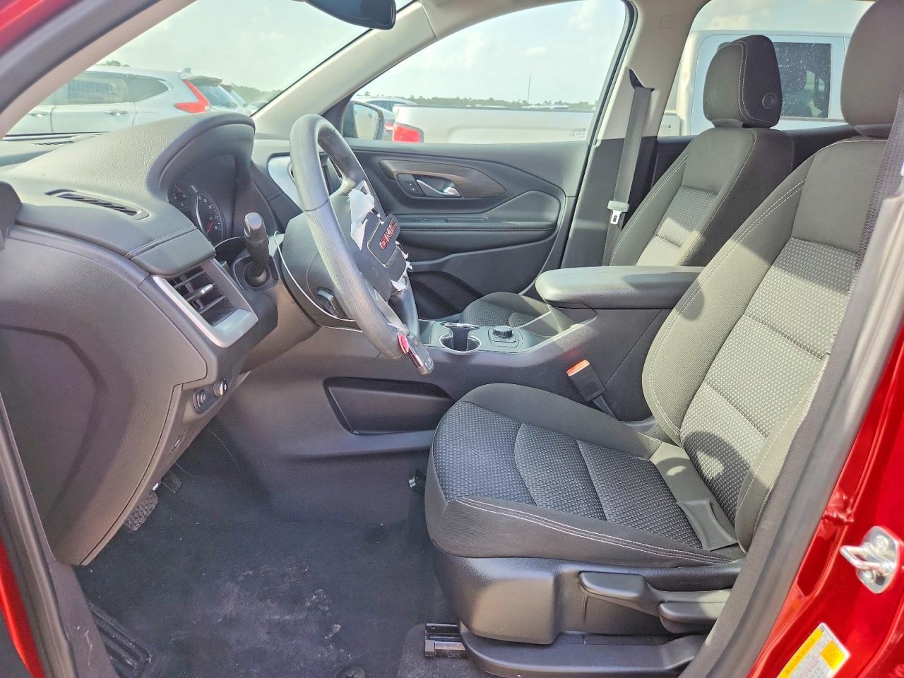 2024 GMC Terrain Sle - Image 7