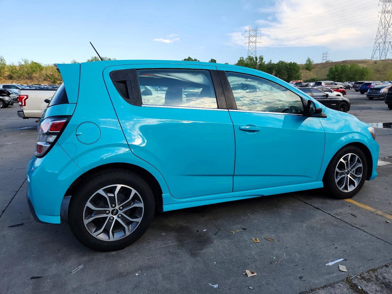 2020 Chevrolet Sonic Lt - Фото 3