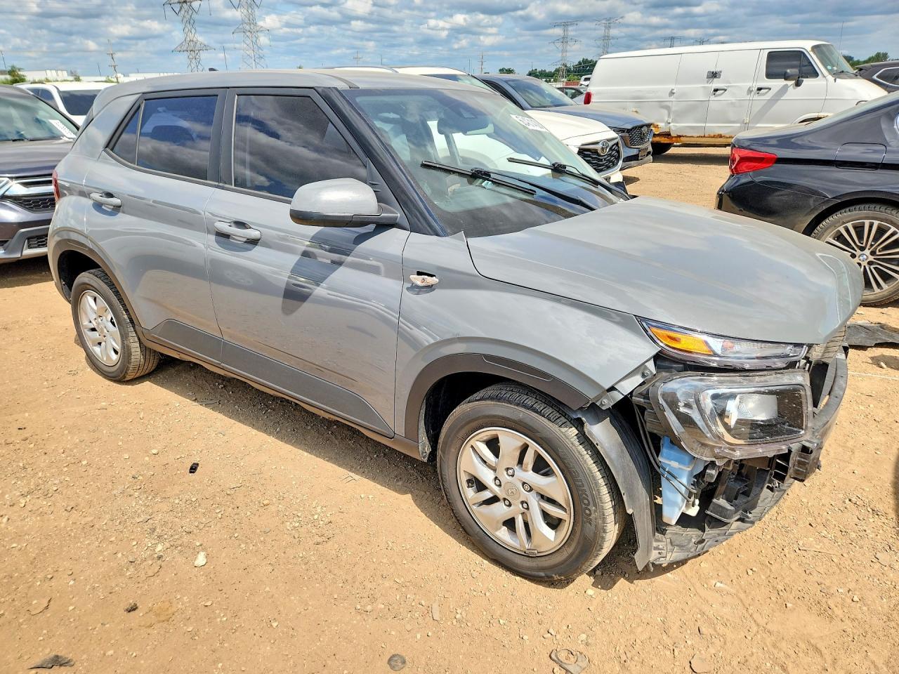 2022 Hyundai Venue Se - Image 4