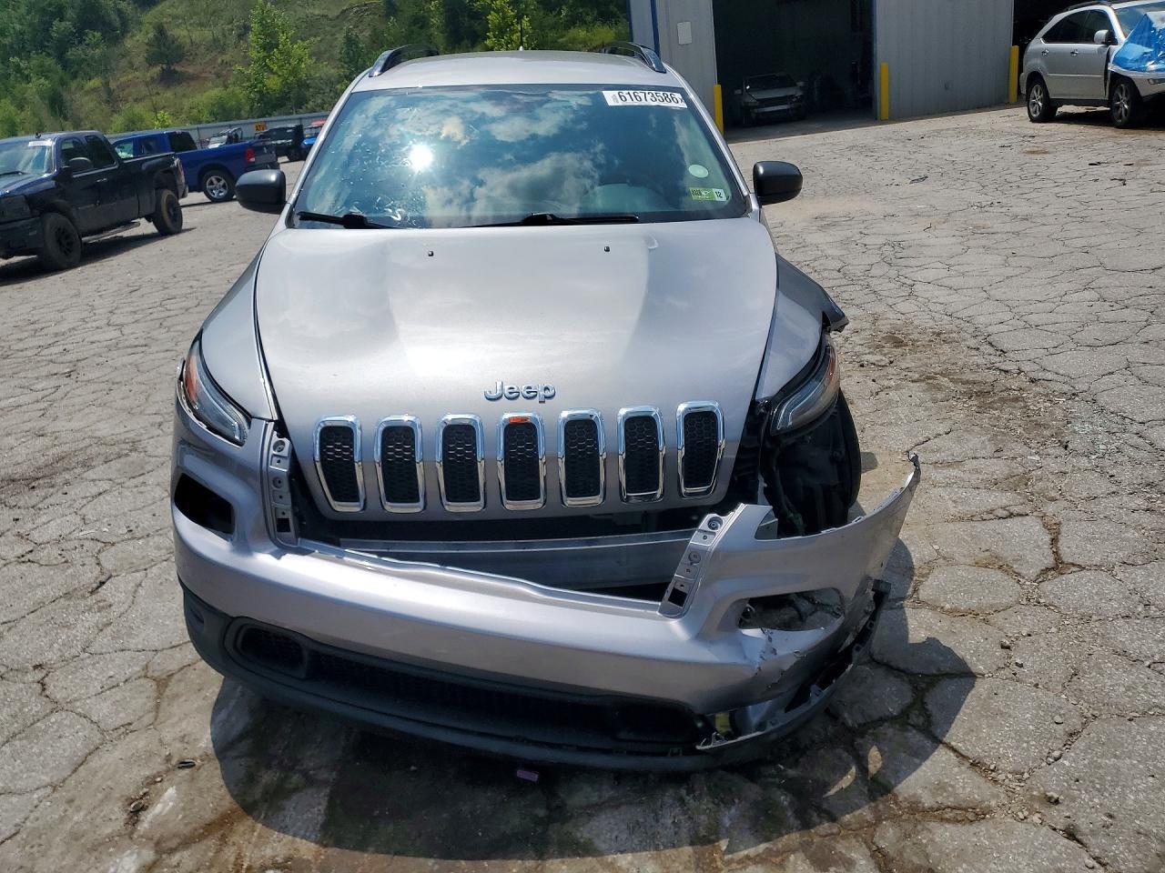 2017 Jeep Cherokee Sport - Фото 5
