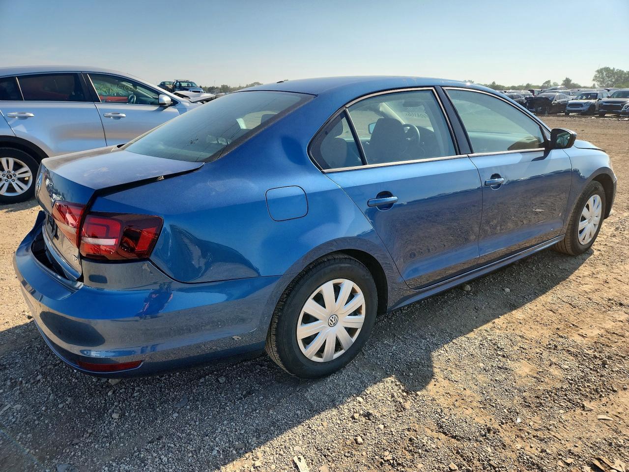 2016 Volkswagen Jetta S - Фото 3