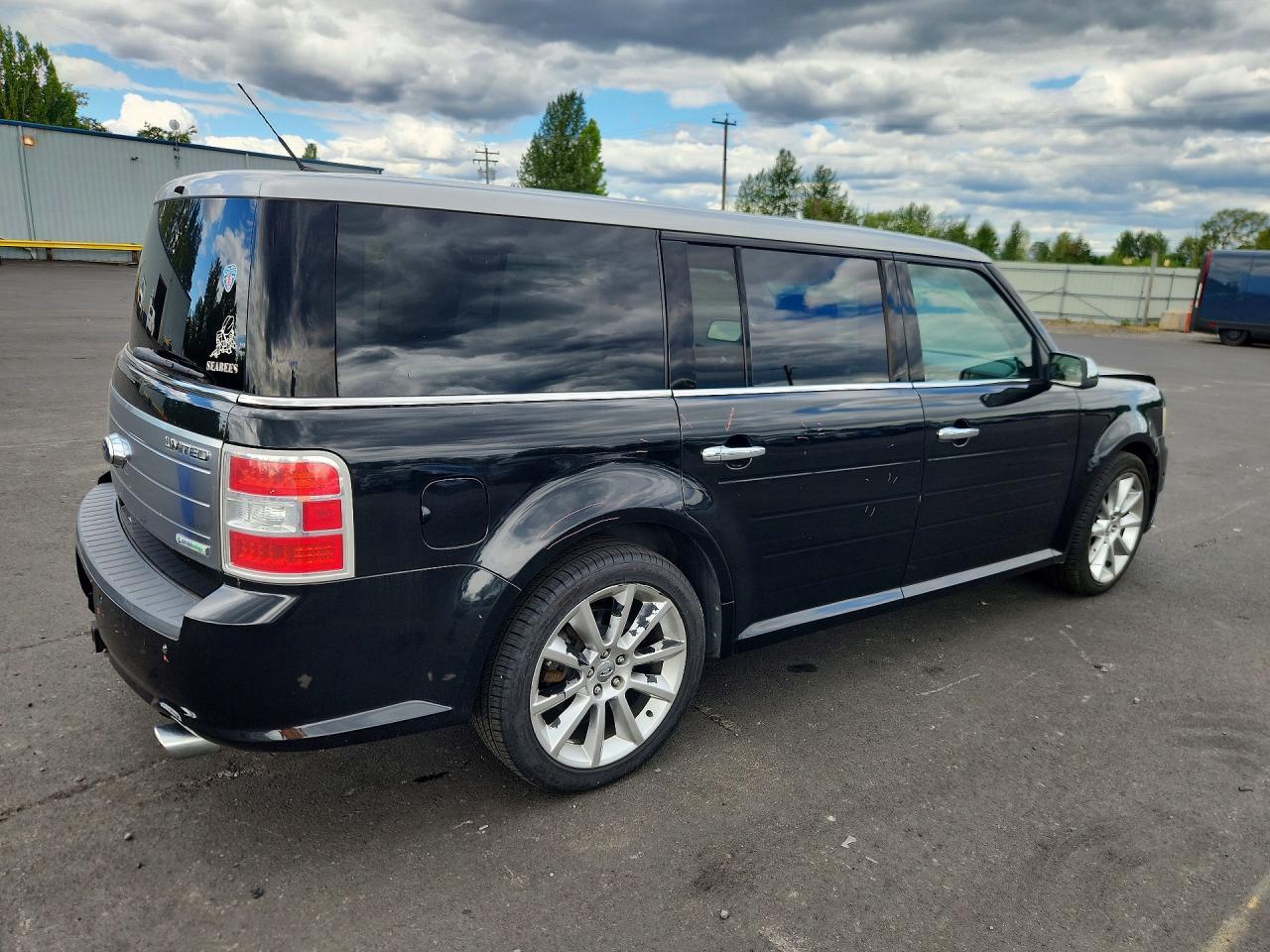 2010 Ford Flex Limited - Image 3