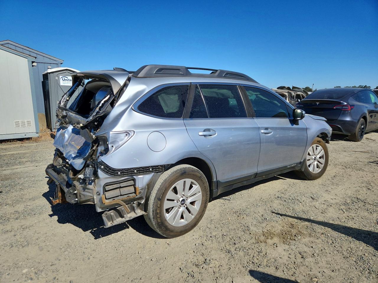 2019 Subaru Outback 2.5I Premium - Image 3