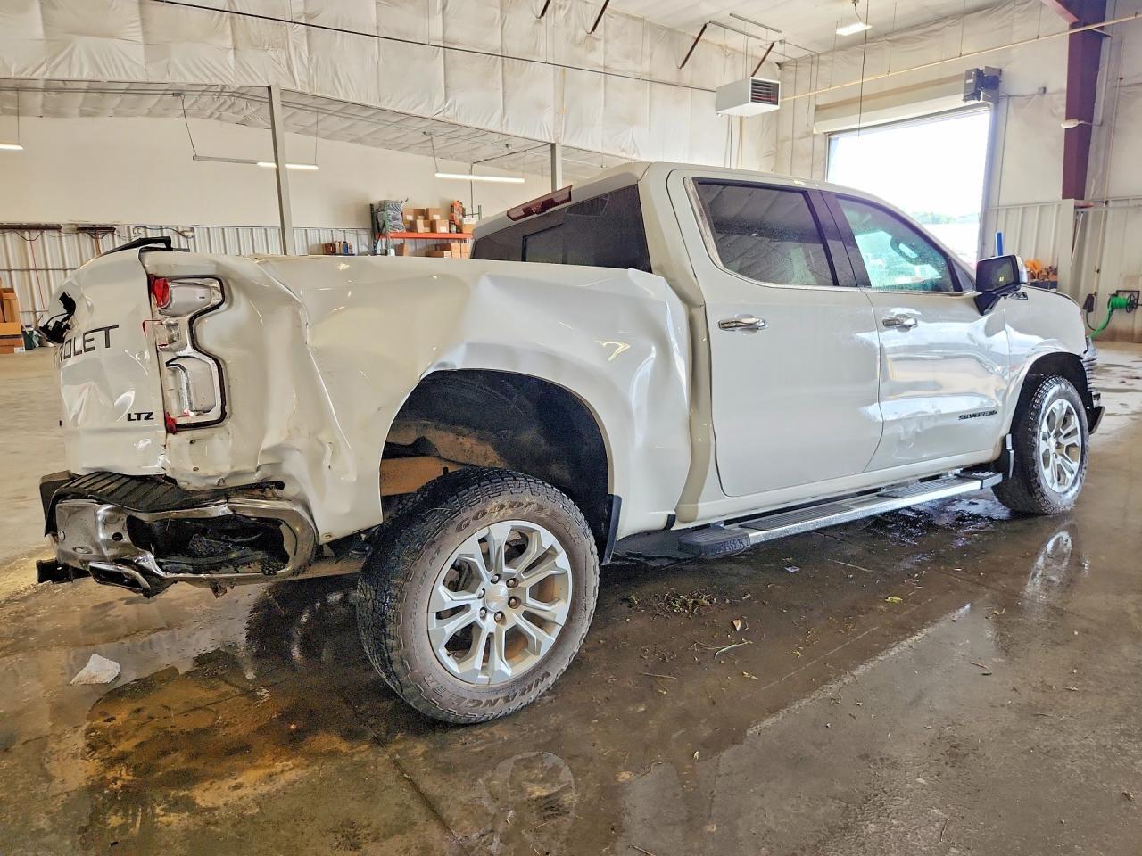 2023 Chevrolet Silverado K1500 Ltz - Image 3