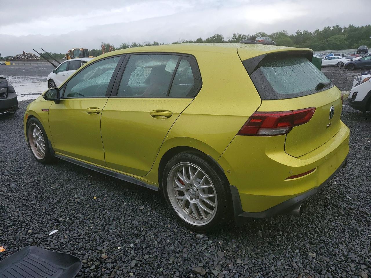 2022 Volkswagen Gti Autobahn - Image 2