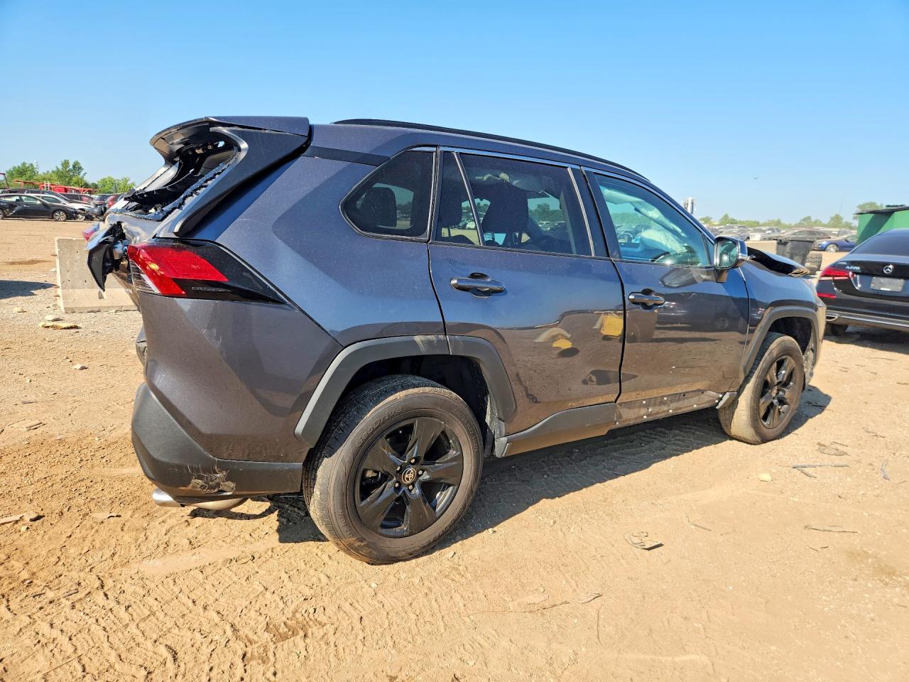 2021 Toyota Rav4 Xle - Фото 3