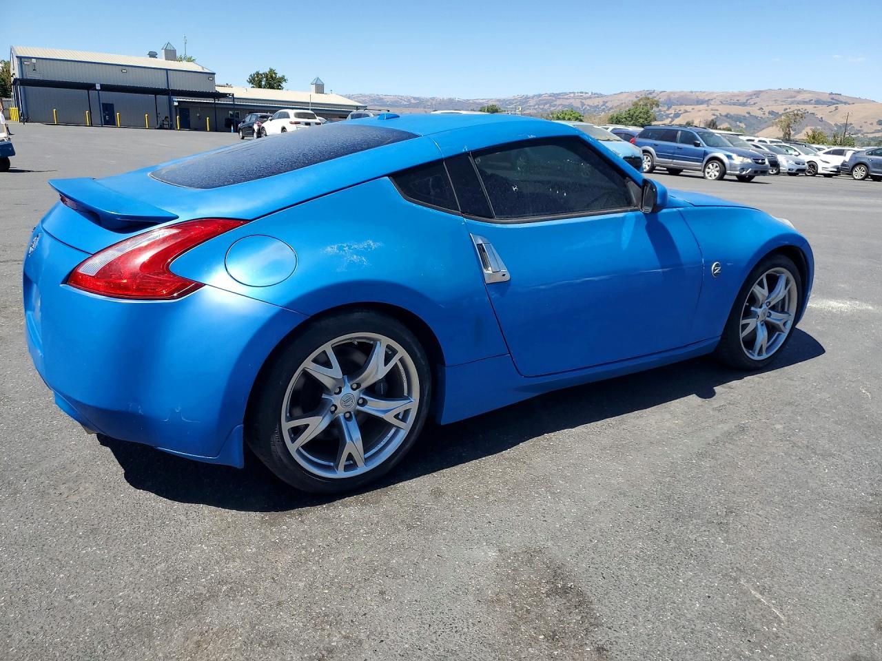 2011 Nissan 370Z Base - Фото 3