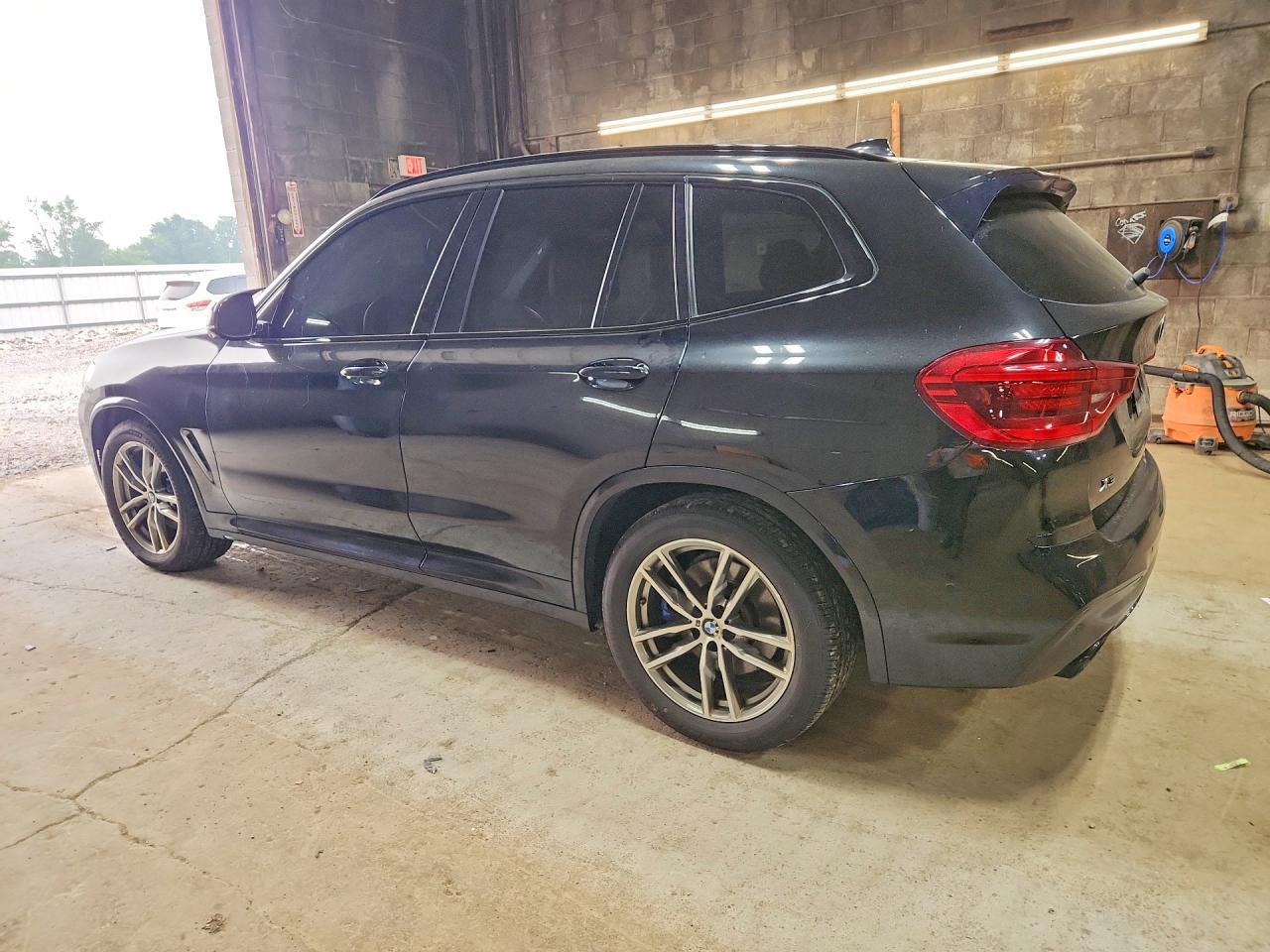 2018 BMW X3 xDrivem40I - Фото 2