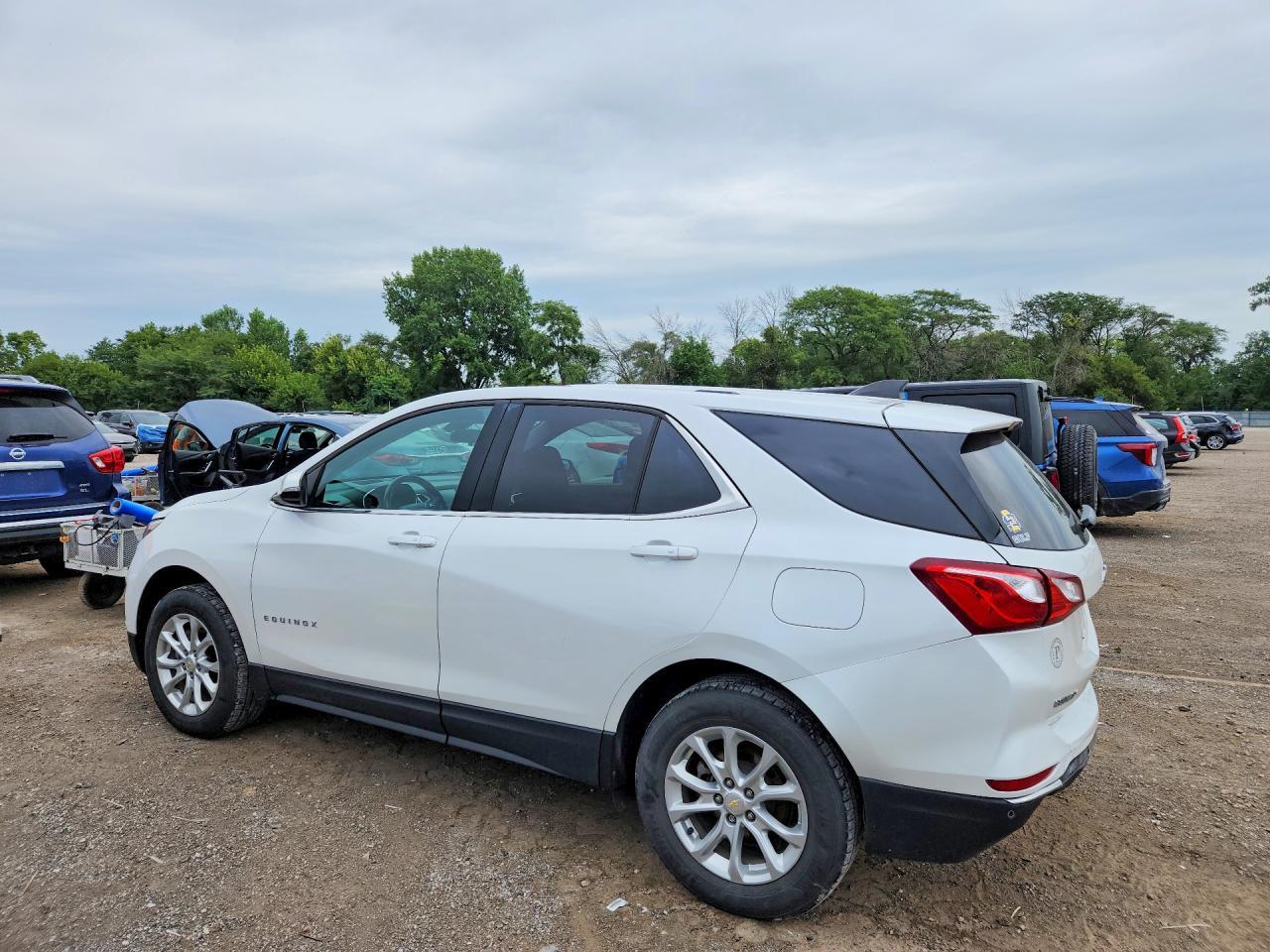 2018 Chevrolet Equinox Lt - Фото 2