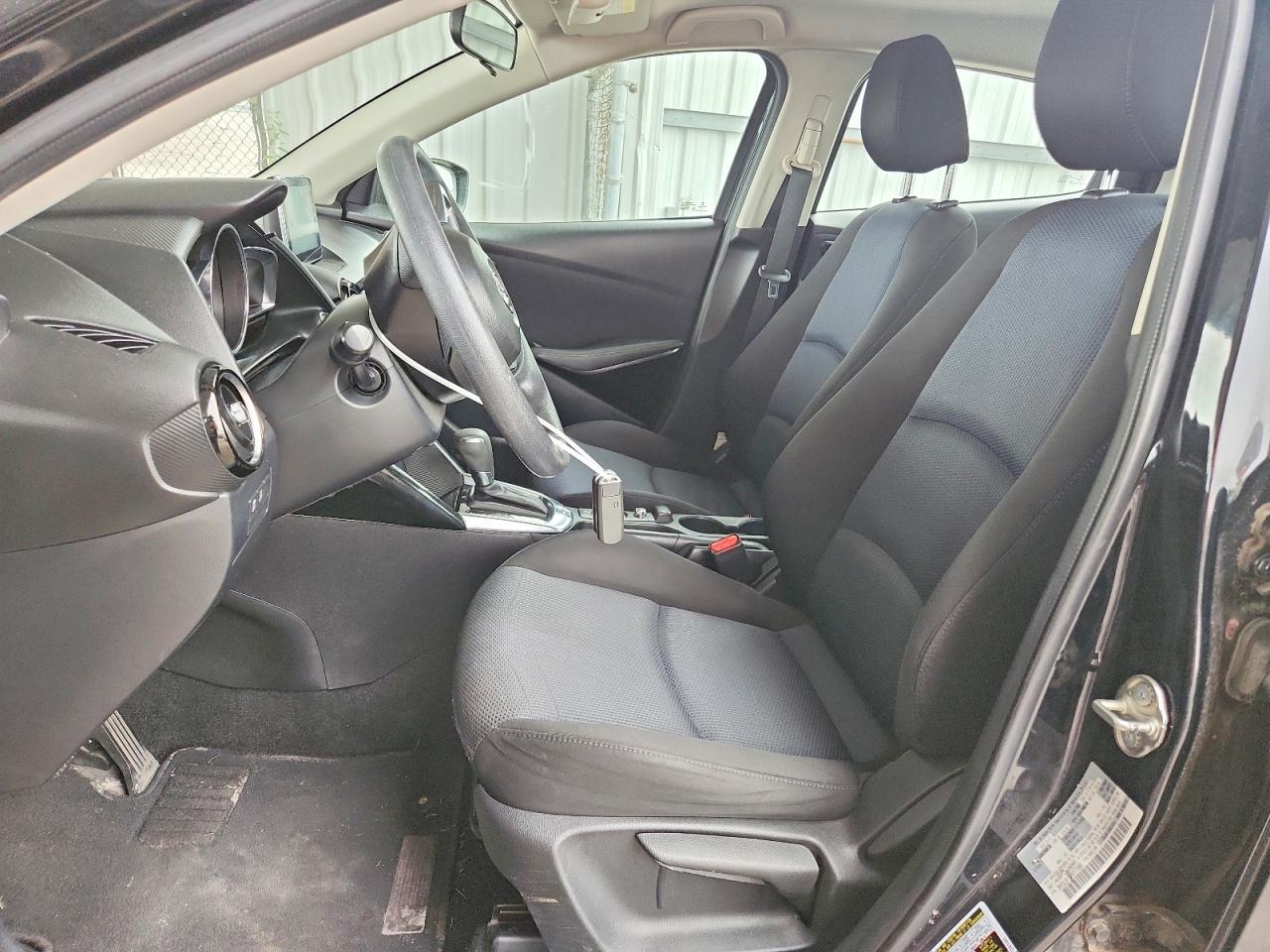 2017 Toyota Yaris Ia Base - Фото 7