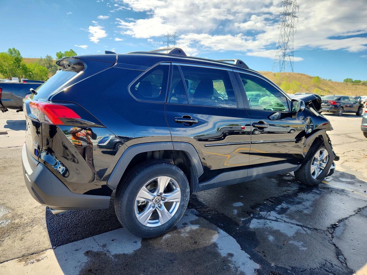 2022 Toyota Rav4 Xle - Фото 3