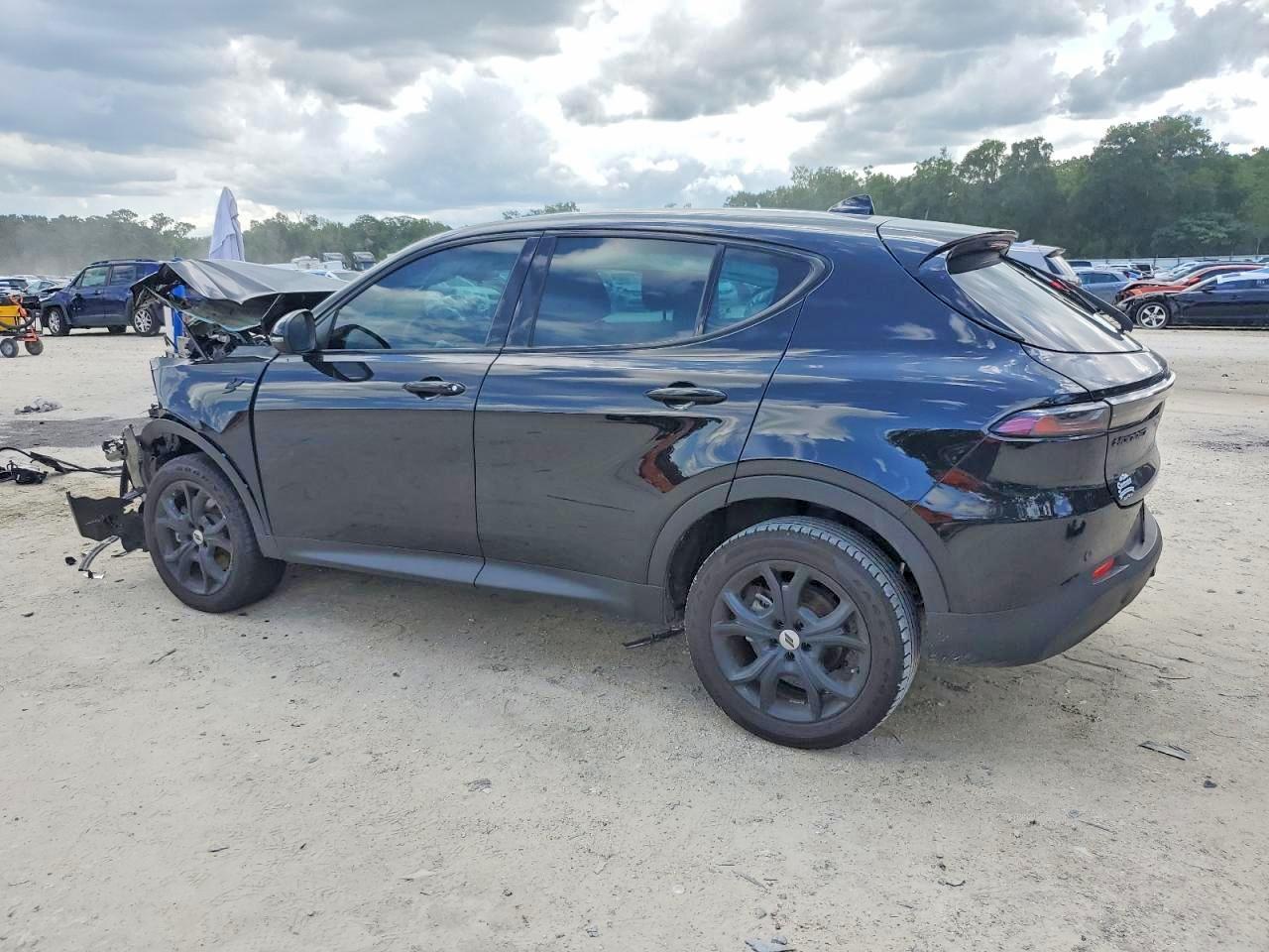 2024 Dodge Hornet Gt - Image 2