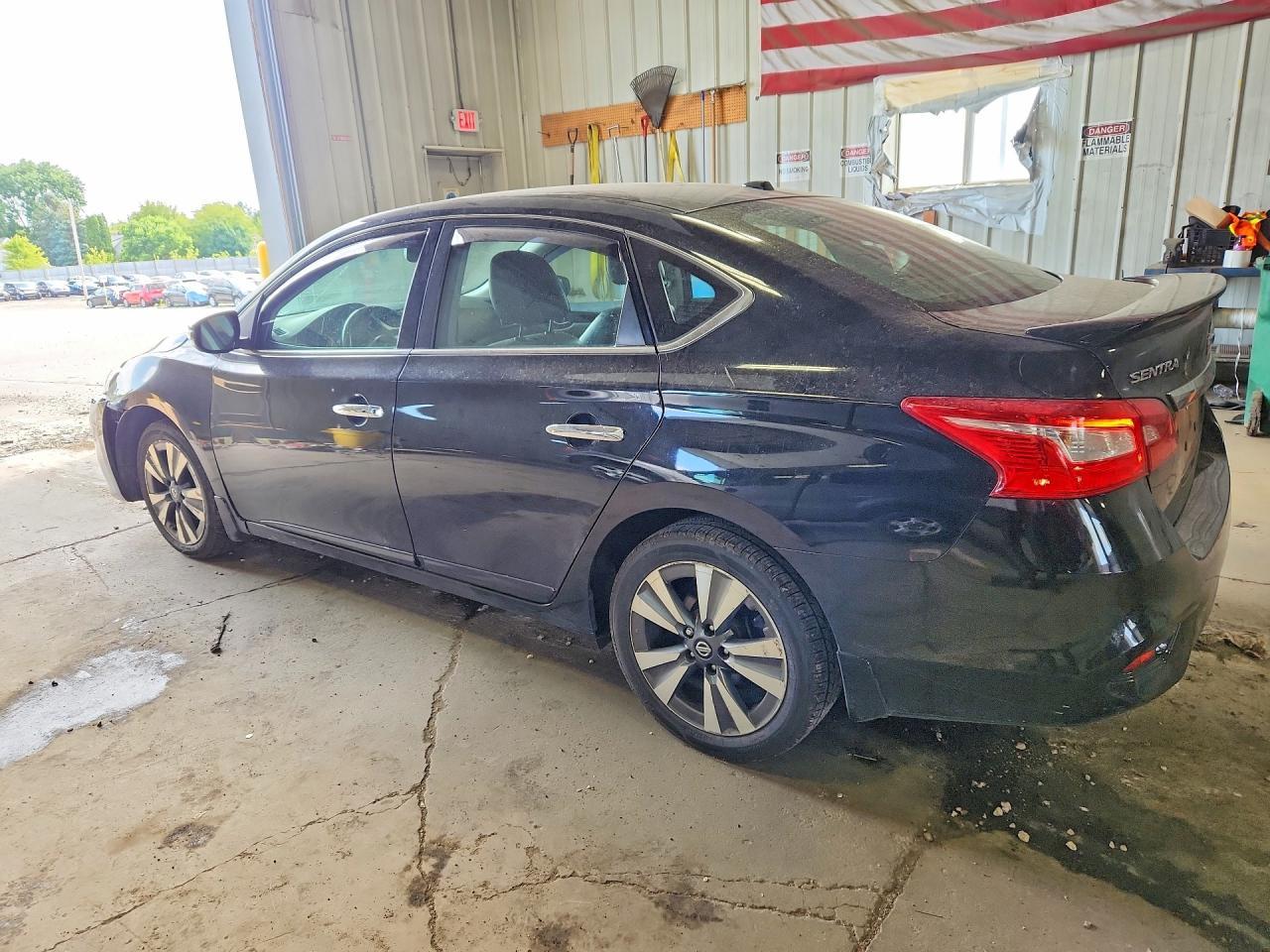 2018 Nissan Sentra Sl - Image 2