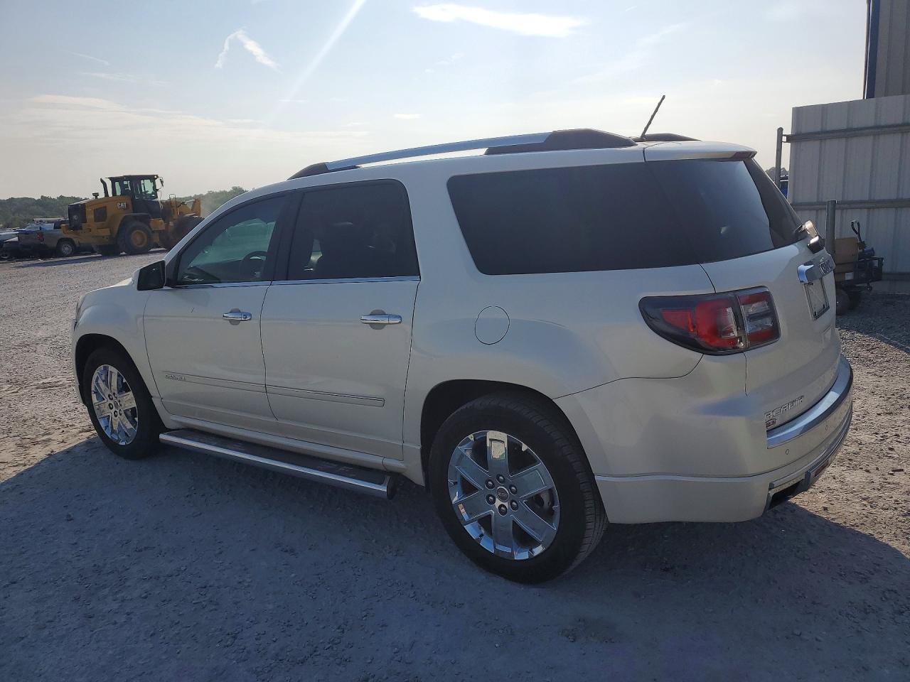 2015 GMC Acadia Denali - Фото 2