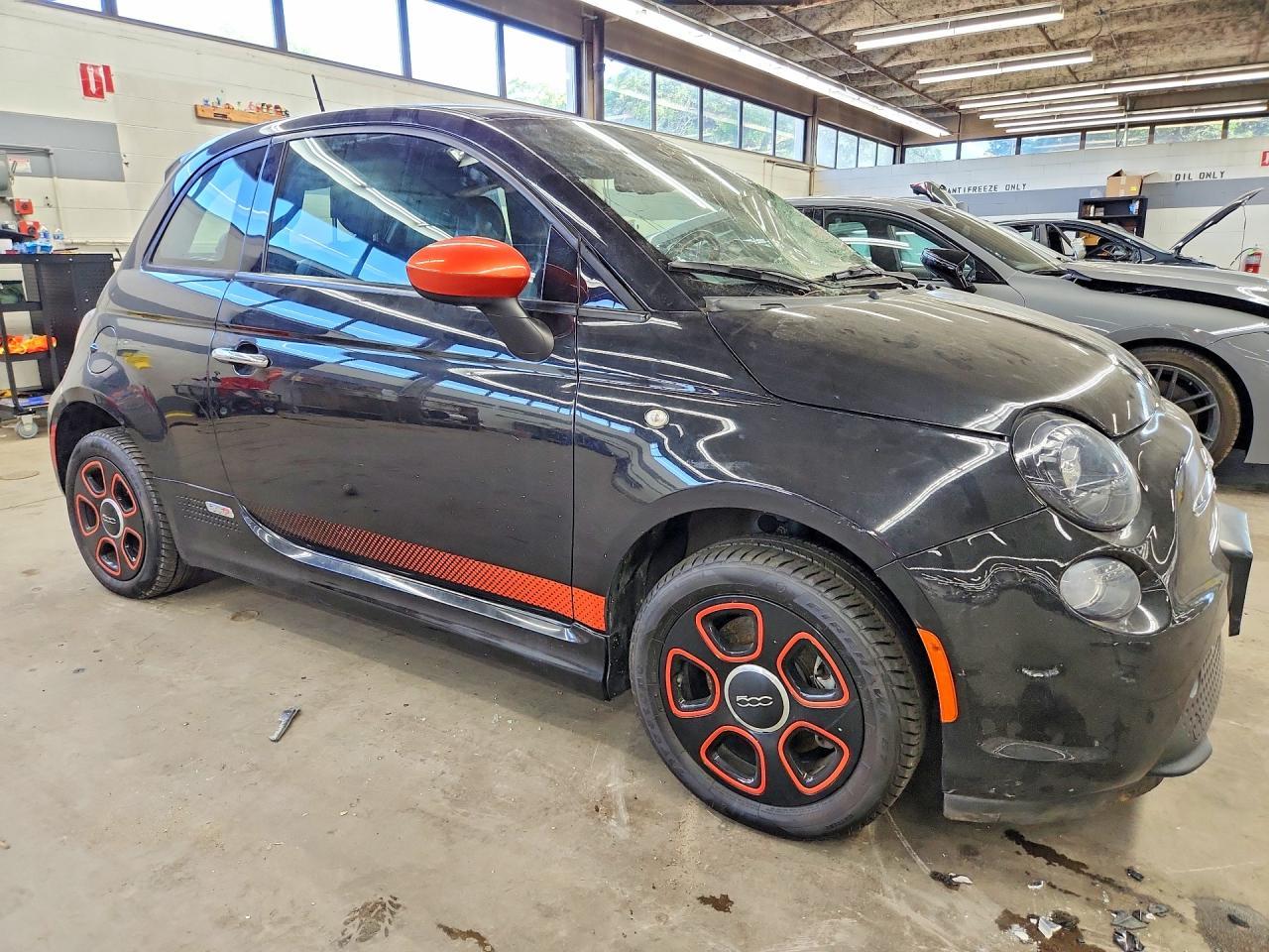 2013 Fiat 500 Electric - Фото 4