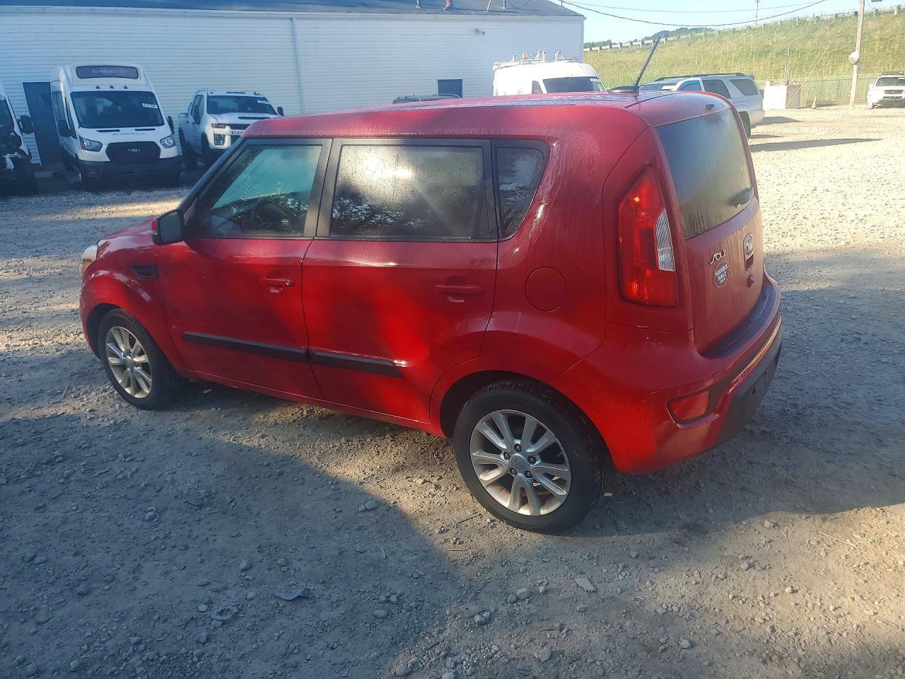 2013 Kia Soul + - Фото 2