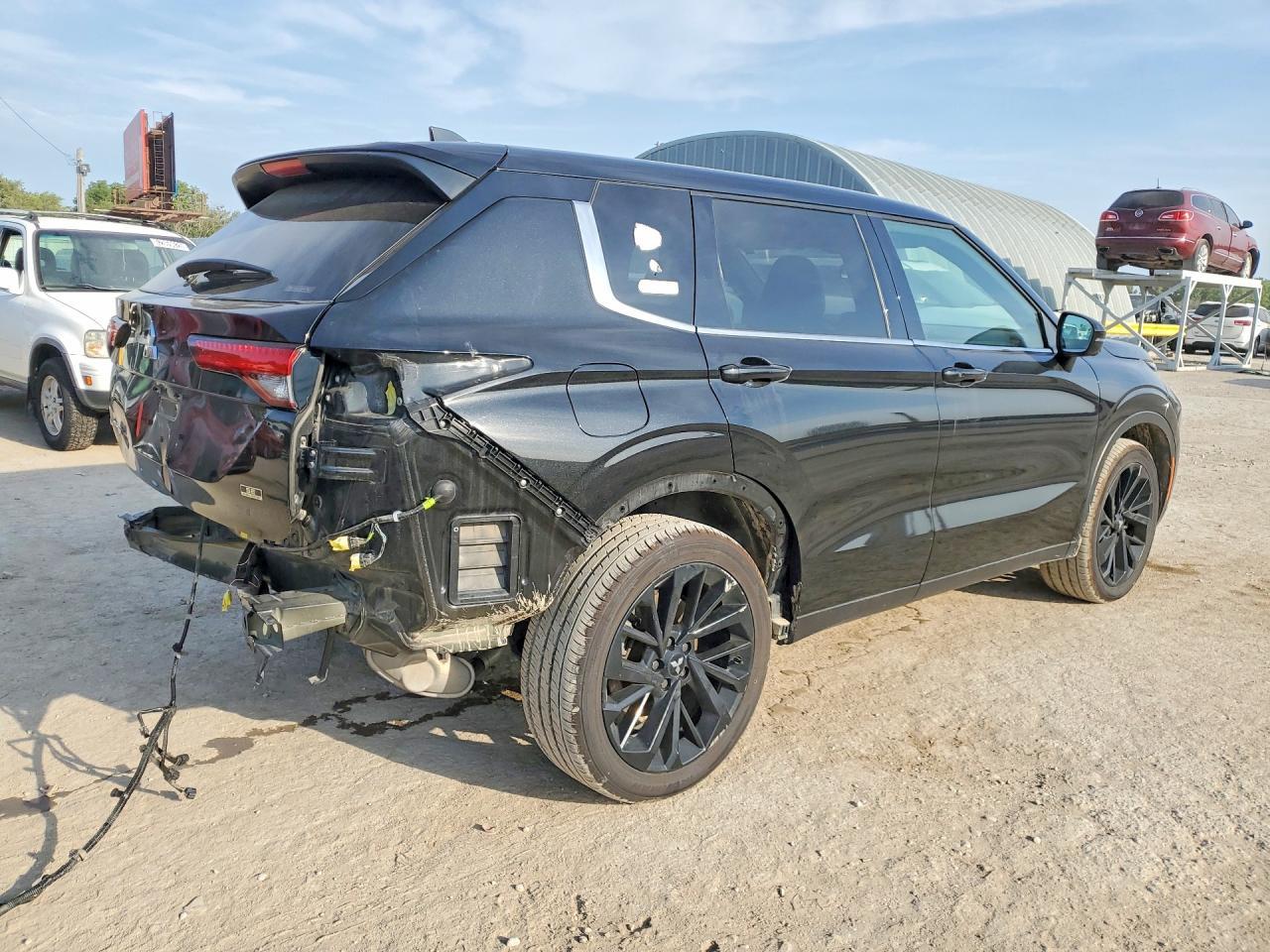 2024 Mitsubishi Outlander Se - Фото 3