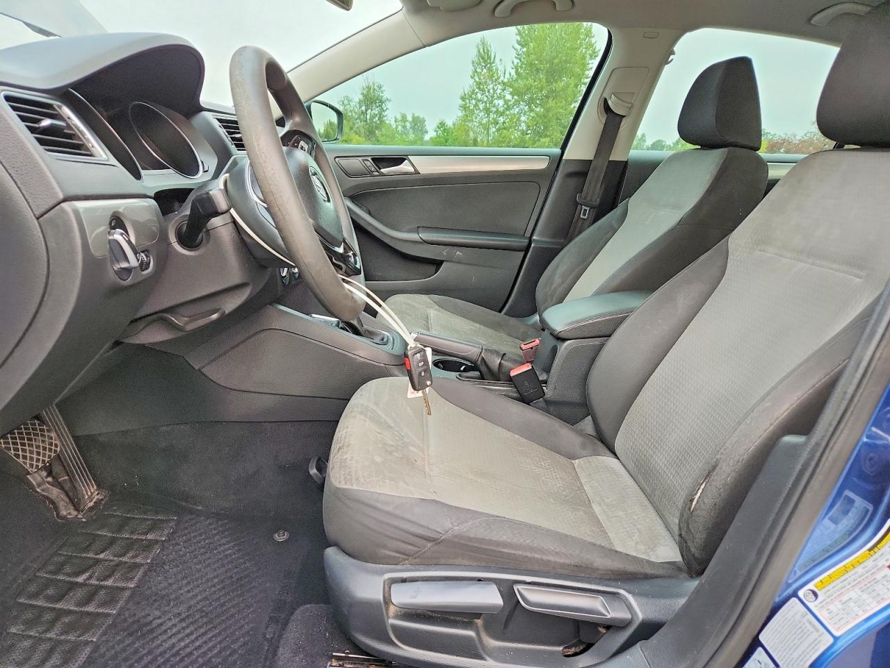 2017 Volkswagen Jetta S - Фото 7