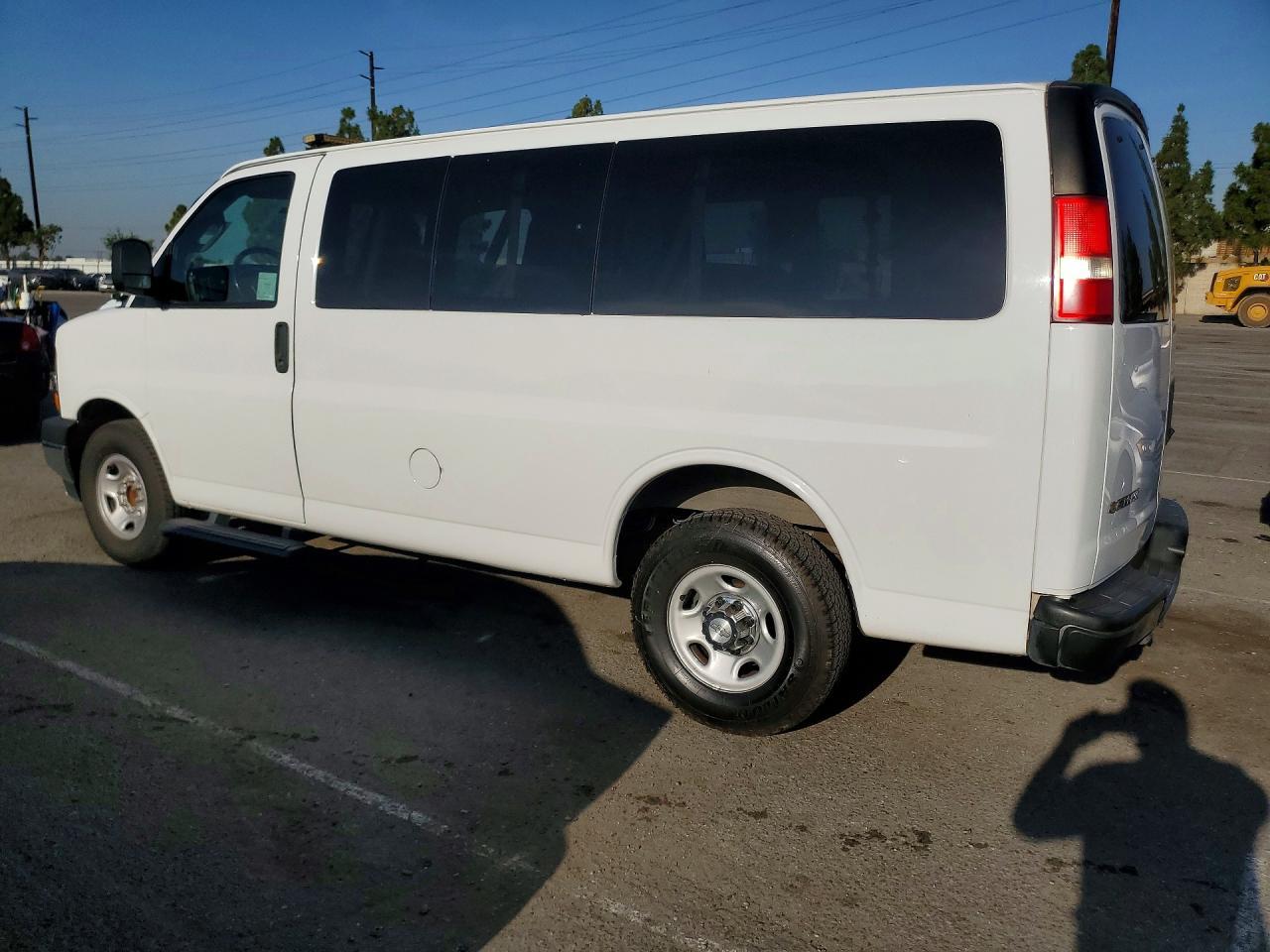 2019 Chevrolet Express G3500 Lt - Image 2
