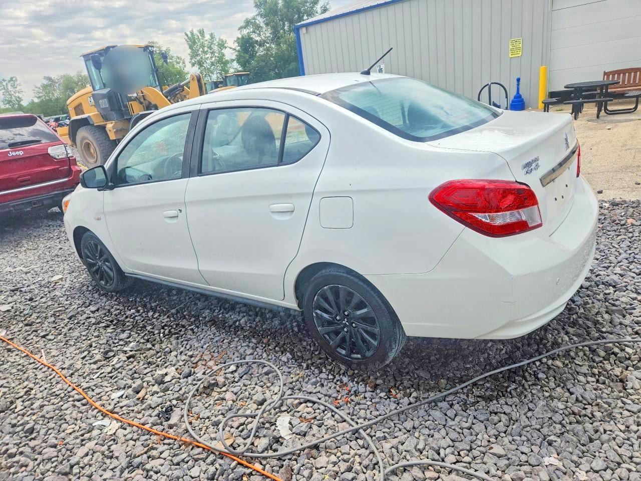 2020 Mitsubishi Mirage G4 Se - Фото 2