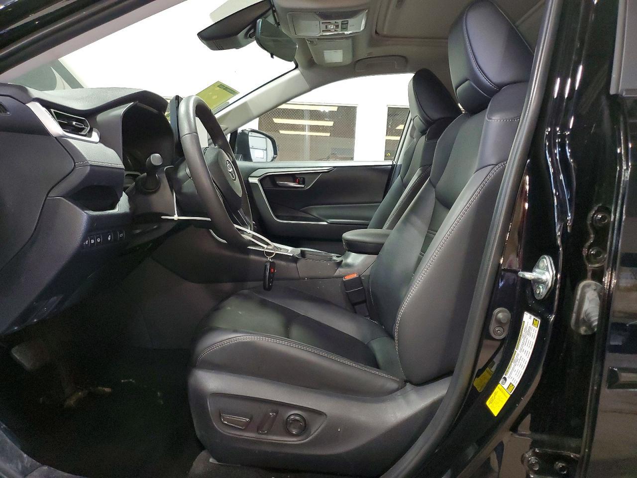 2024 Toyota Rav4 Xle Premium - Фото 7