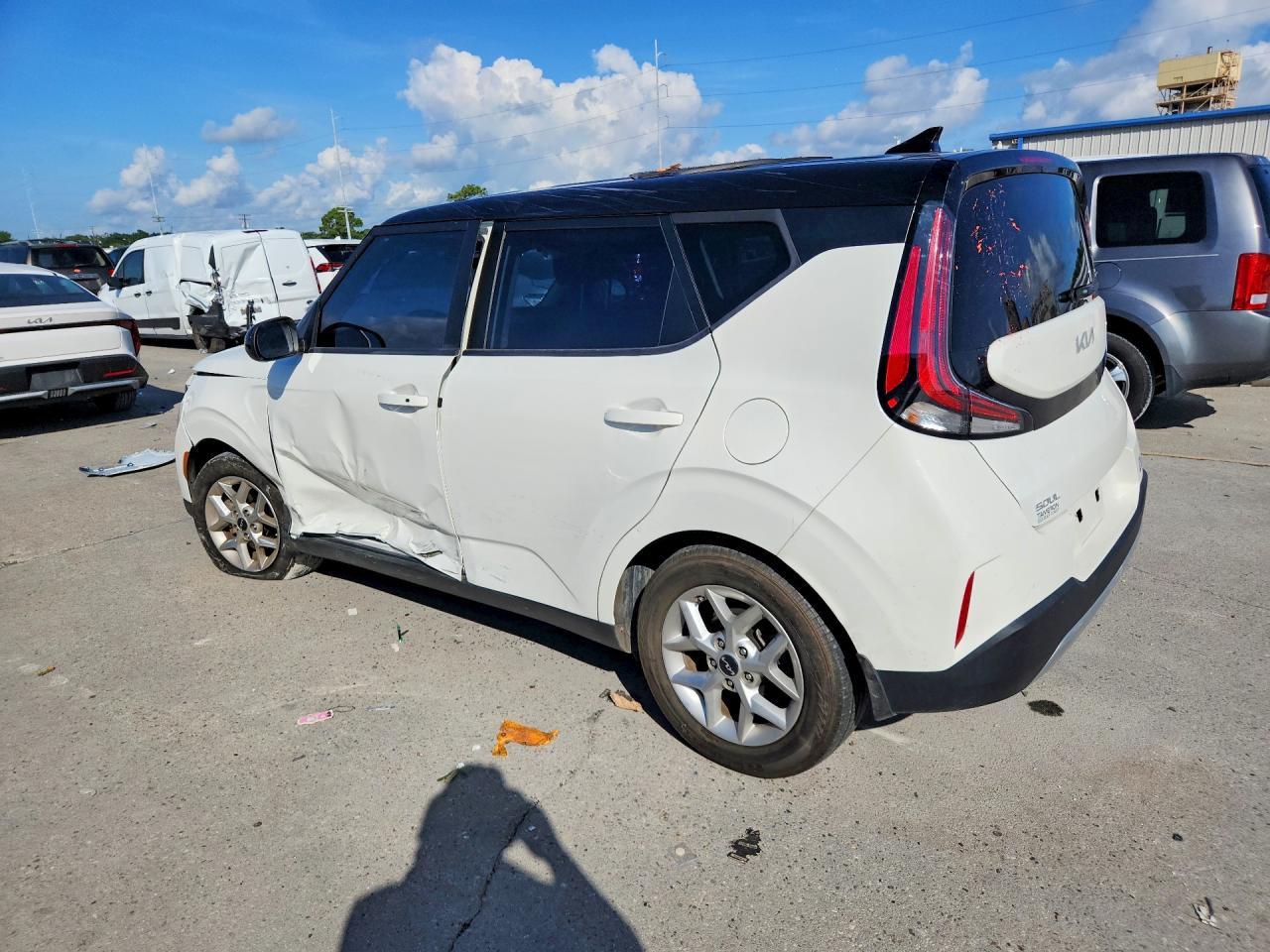 2024 Kia Soul S - Image 2
