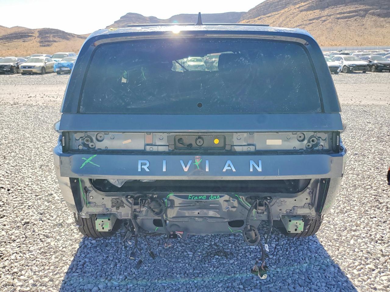 2025 Rivian R1S Adventure - Image 6