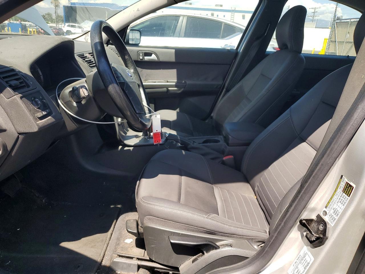 2006 Volvo S40 2.4I - Фото 7