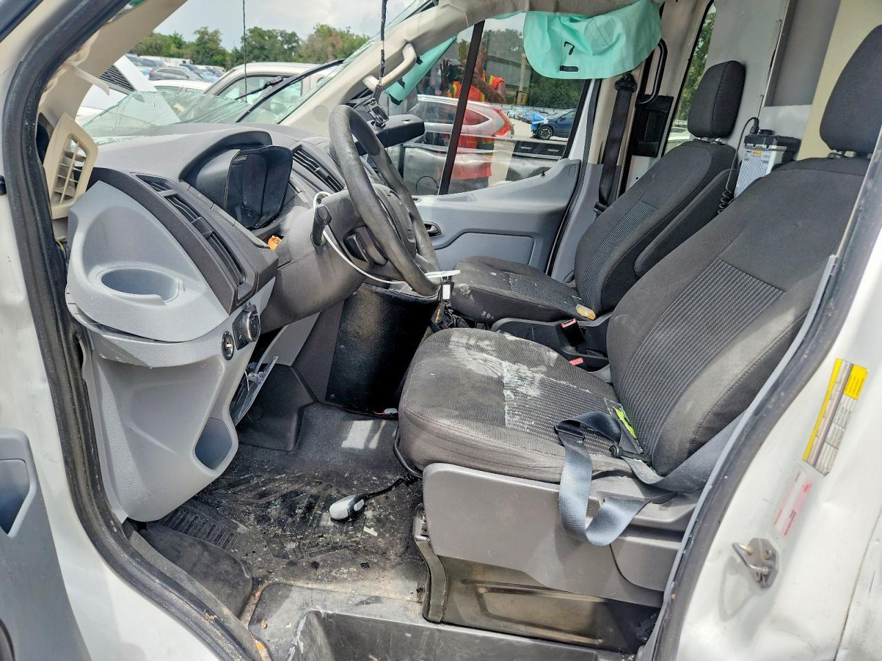 2016 Ford Transit T-250 - Image 7