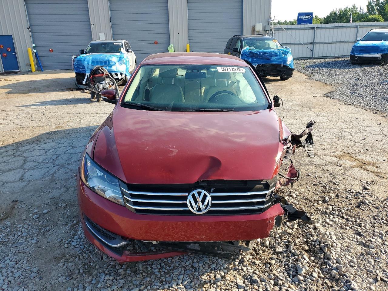 2015 Volkswagen Passat S - Image 5