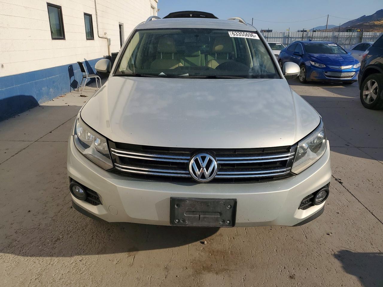2013 Volkswagen Tiguan S - Image 5