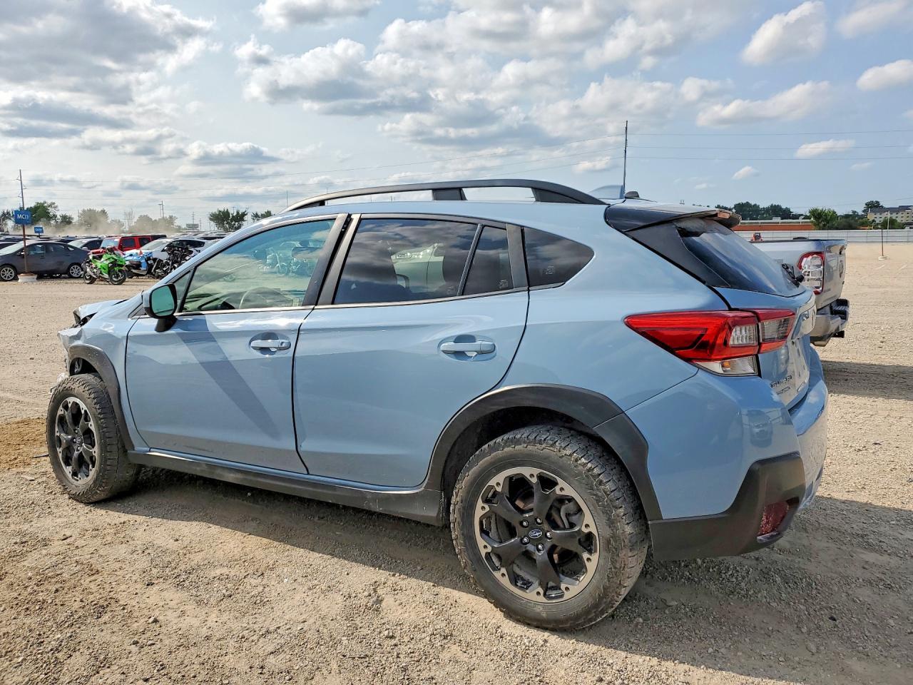 2022 Subaru Crosstrek Premium - Фото 2