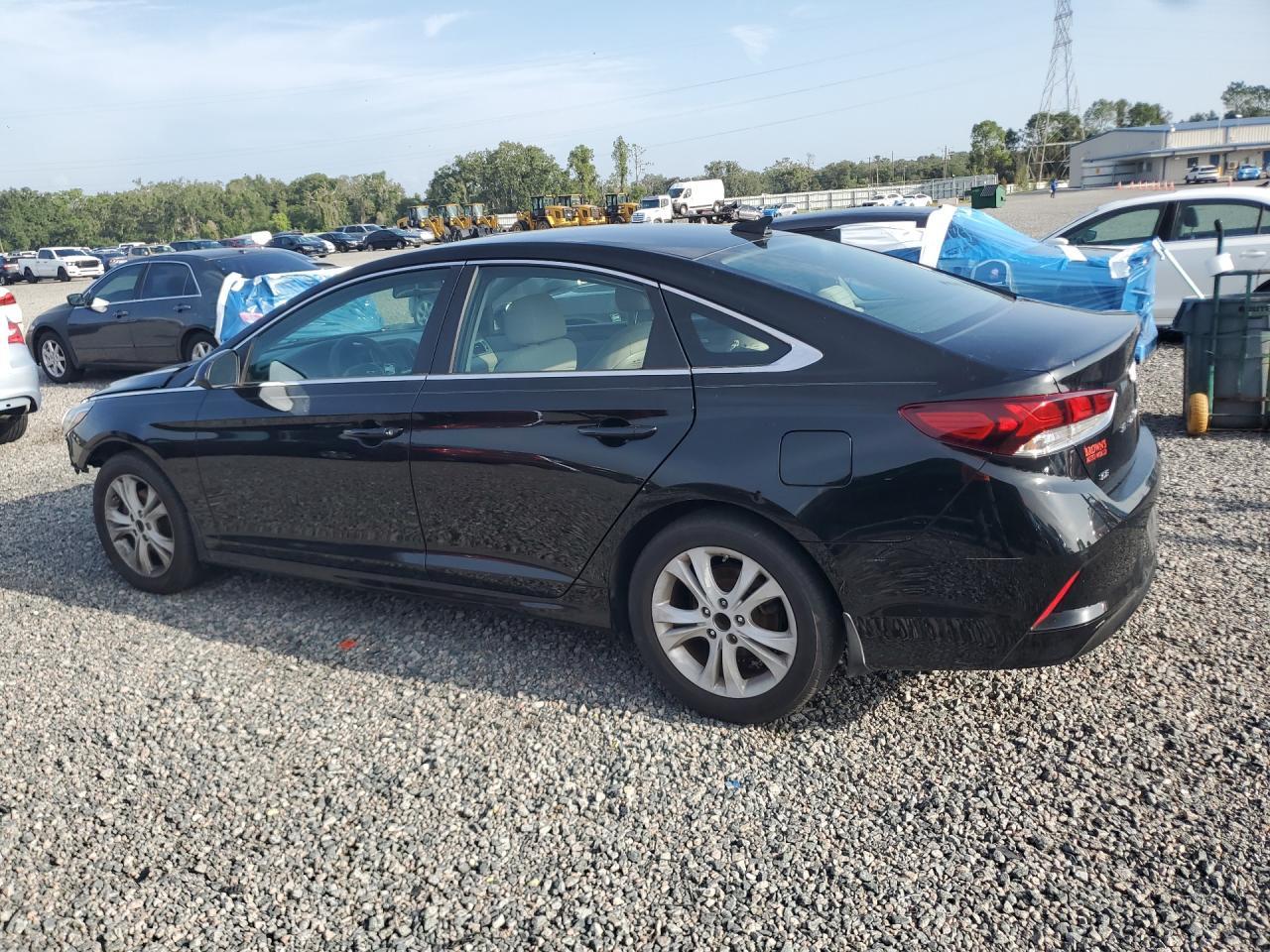 2019 Hyundai Sonata Se - Image 2