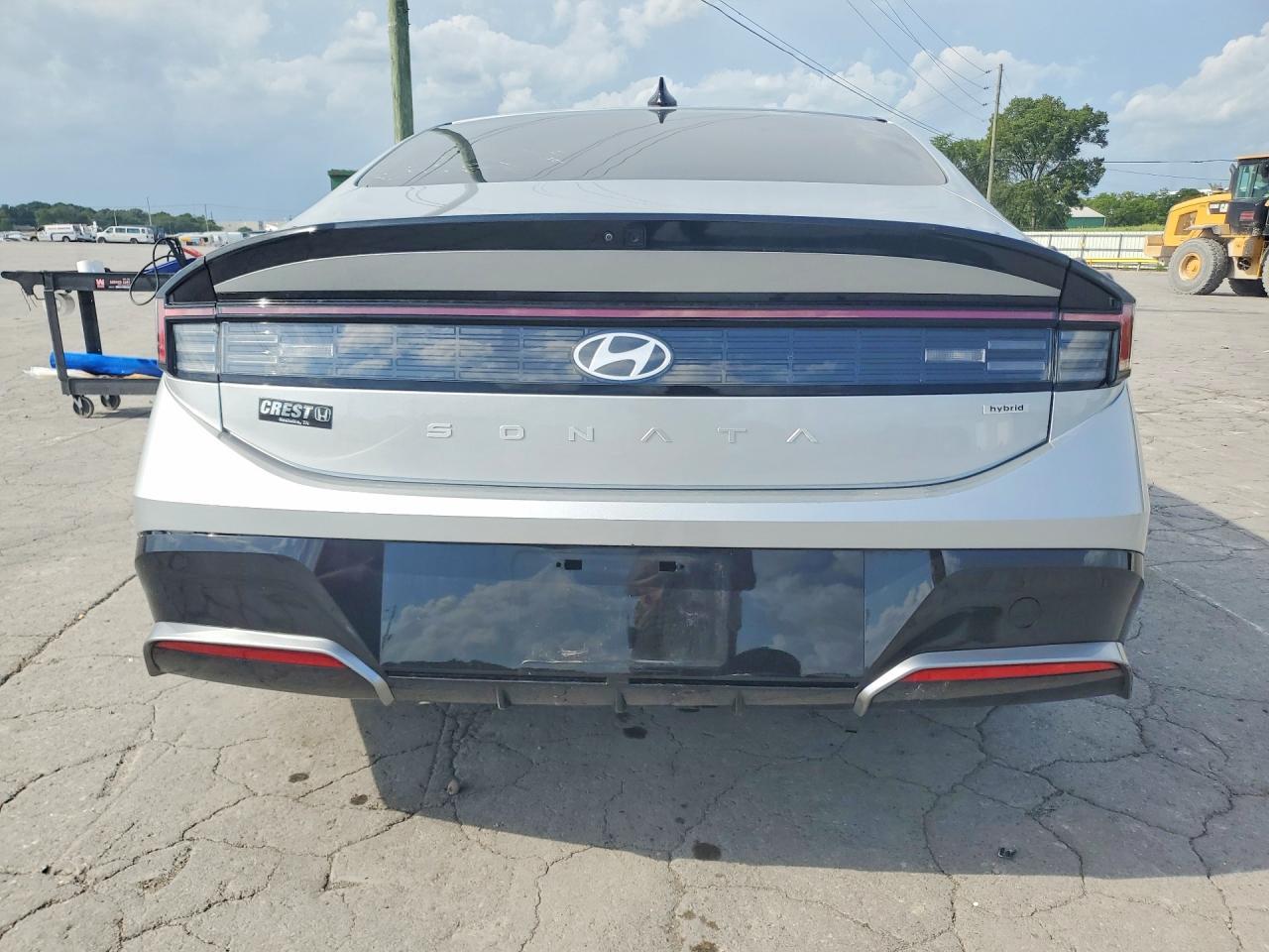 2025 Hyundai Sonata Hybrid Sel - Image 6