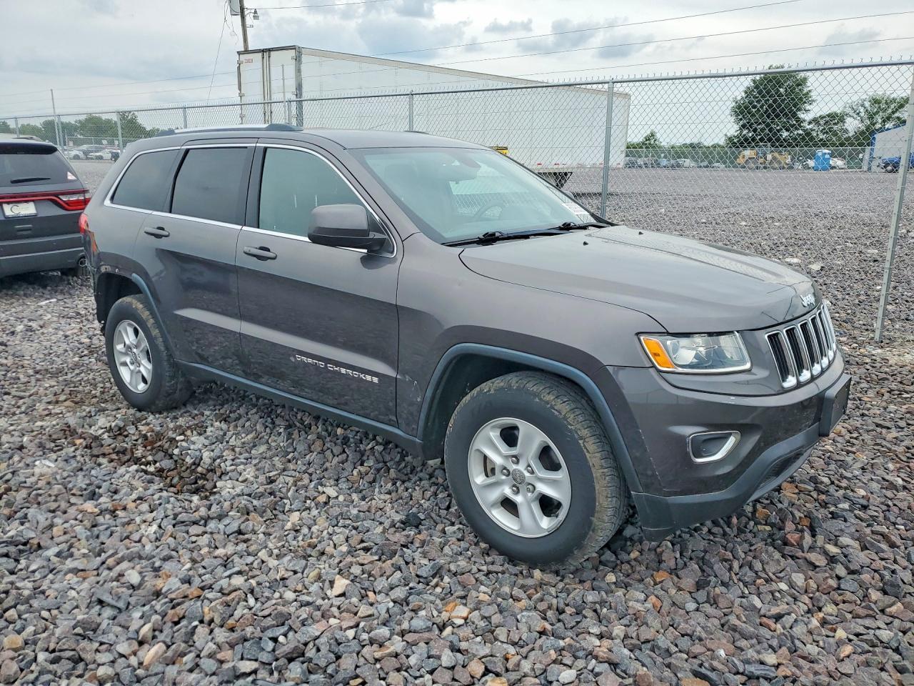 2014 Jeep Grand Cherokee Laredo - Image 4