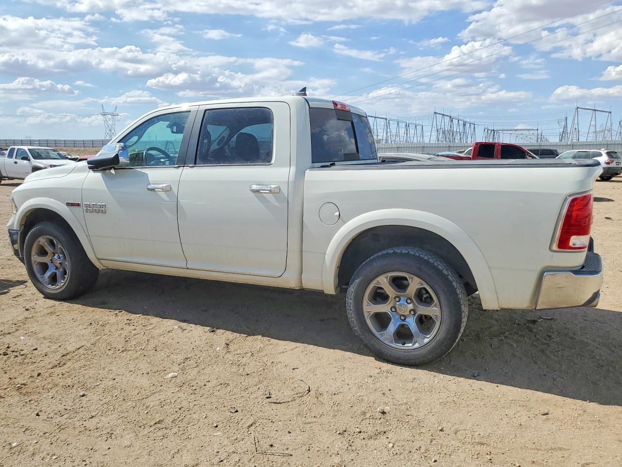 2018 Ram 1500 Laramie - Фото 2