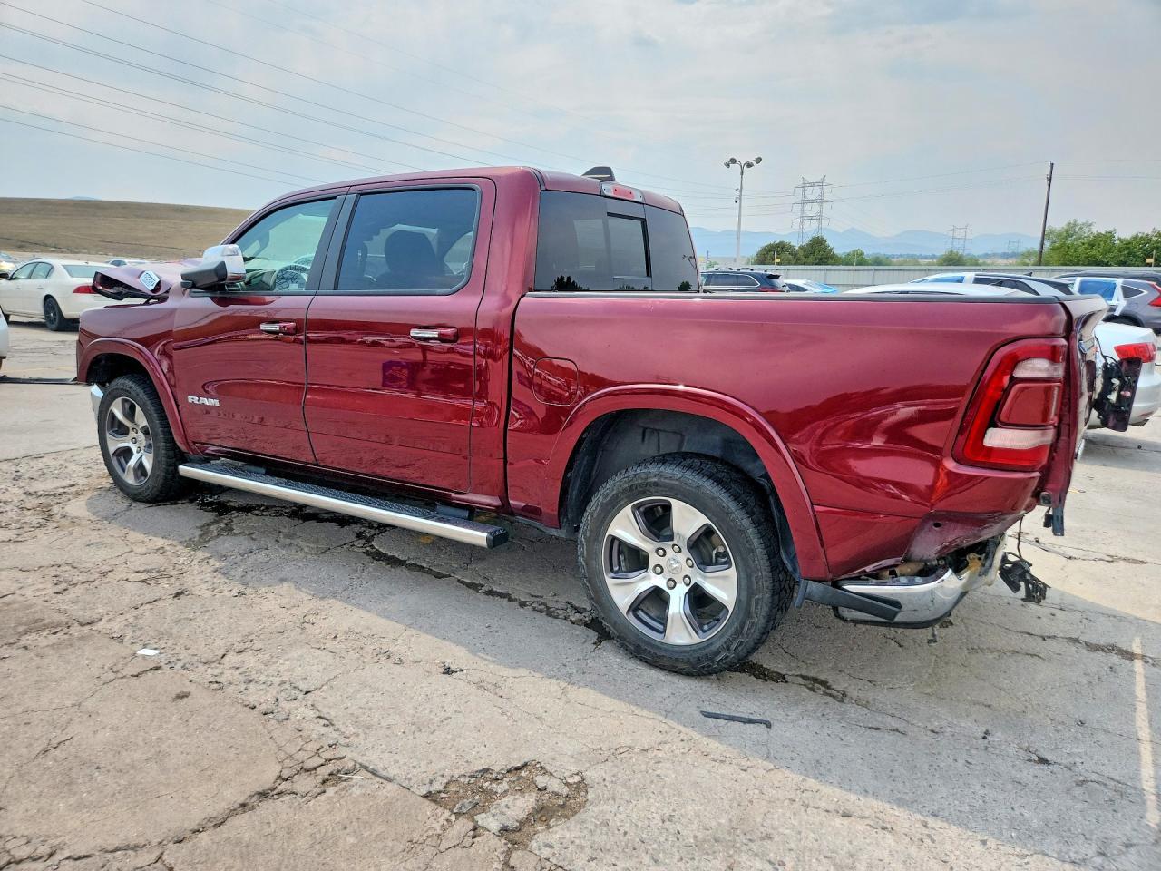 2019 Ram 1500 Laramie - Фото 2