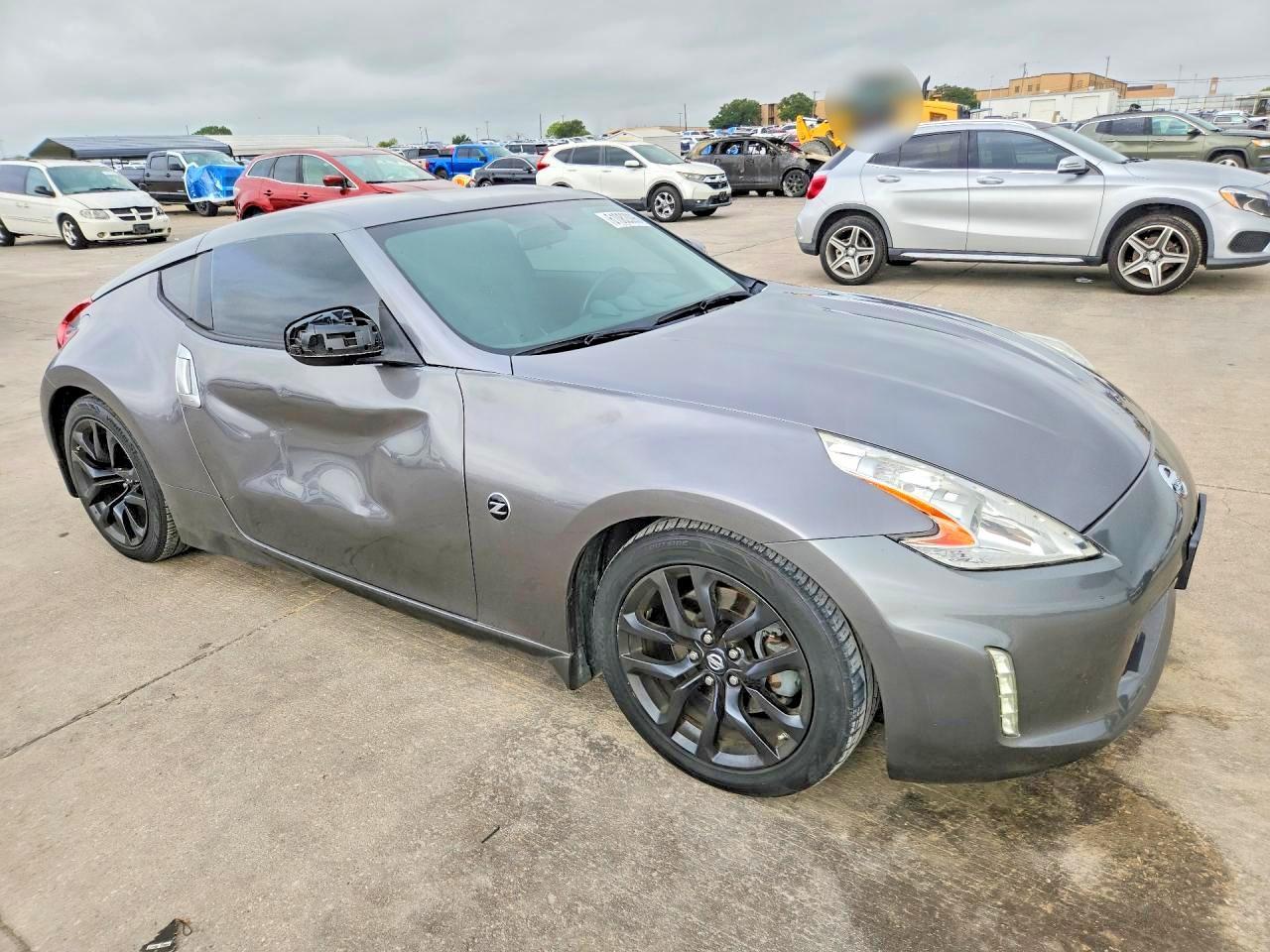 2016 Nissan 370Z Base - Фото 4