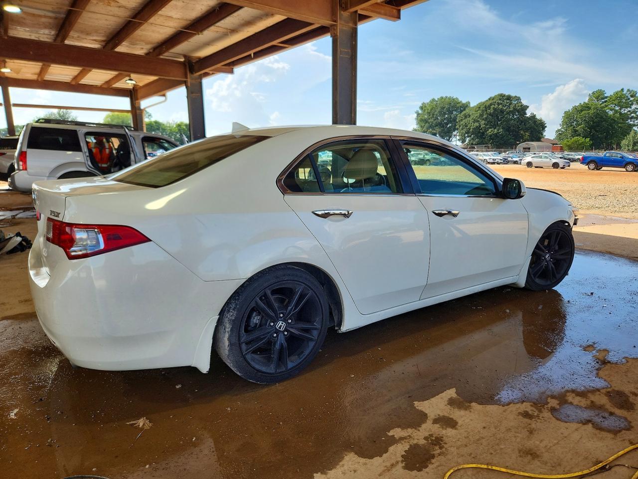 2010 Acura Tsx - Image 3
