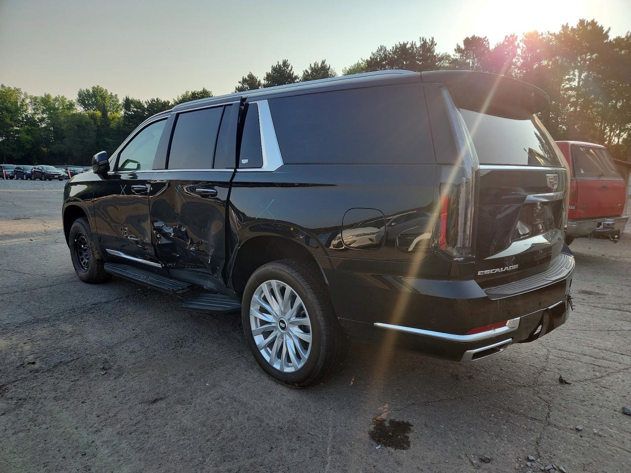 2026 Cadillac Escalade - Фото 2
