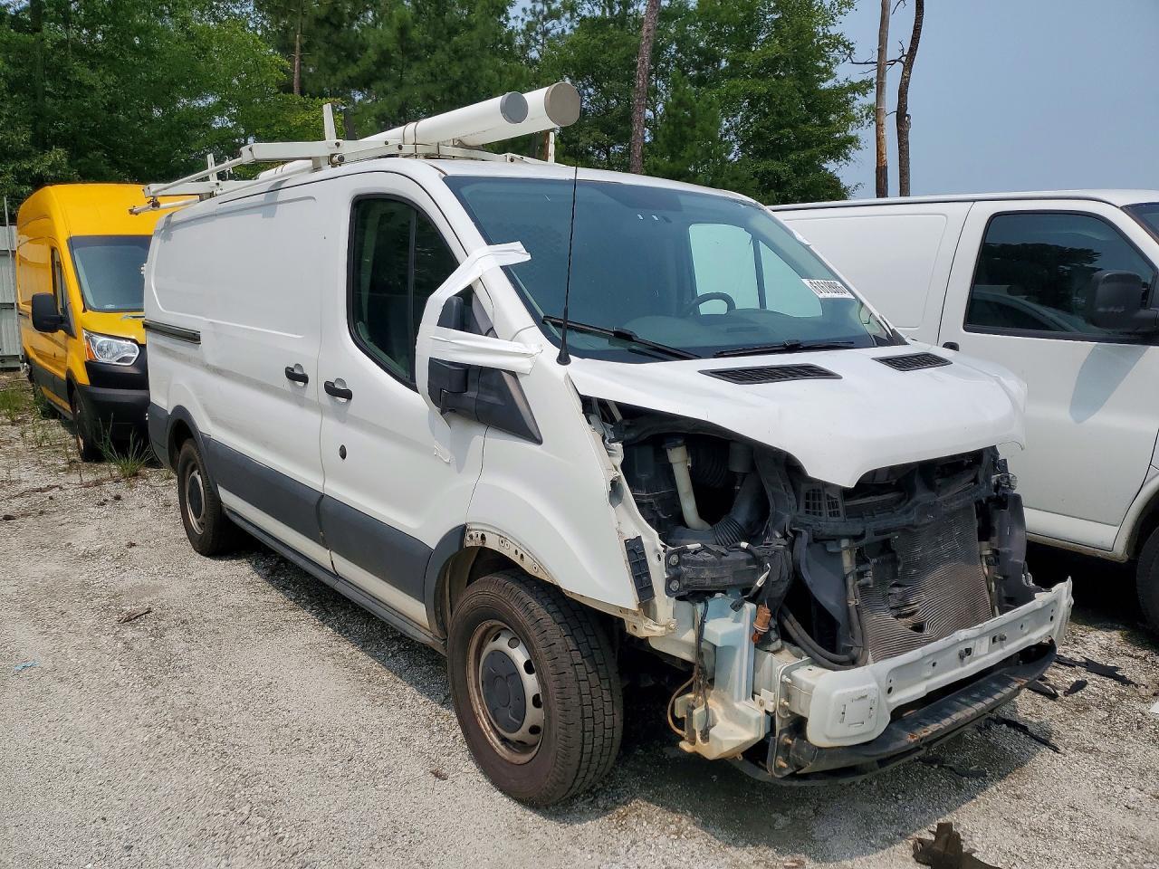 2015 Ford Transit T-150 - Image 4