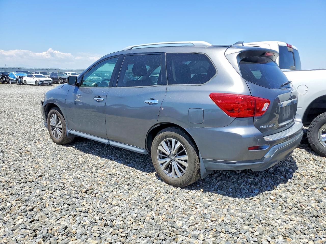 2019 Nissan Pathfinder Sv - Фото 2