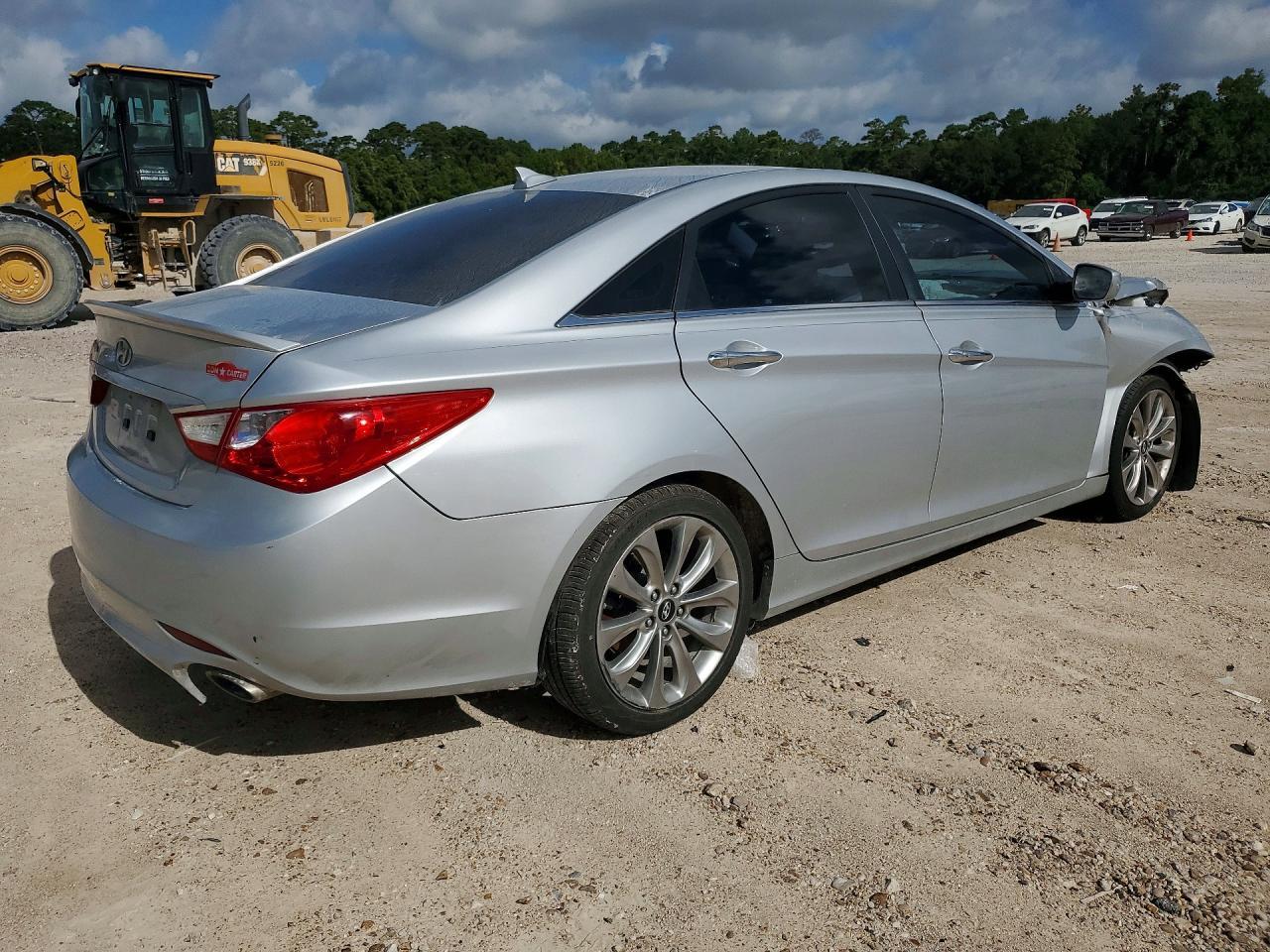 2013 Hyundai Sonata Se - Image 3