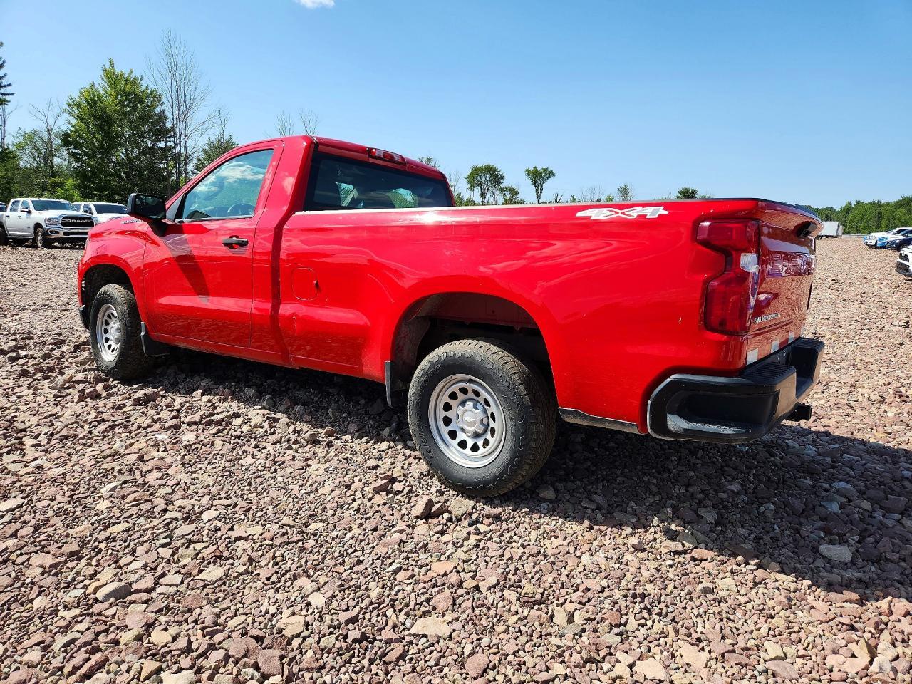 2024 Chevrolet Silverado K1500 - Фото 2
