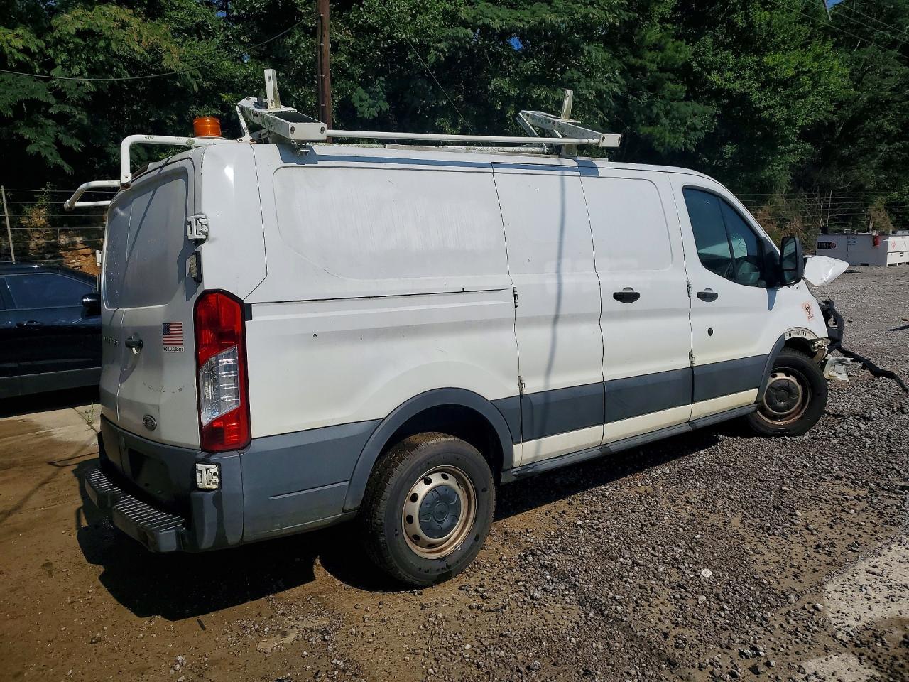2015 Ford Transit T-150 - Фото 3