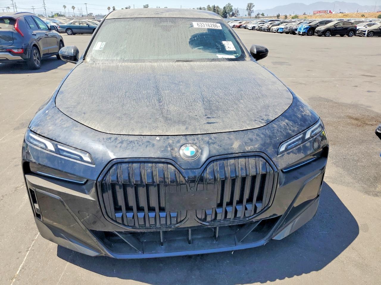 2023 BMW 740 I - Фото 5