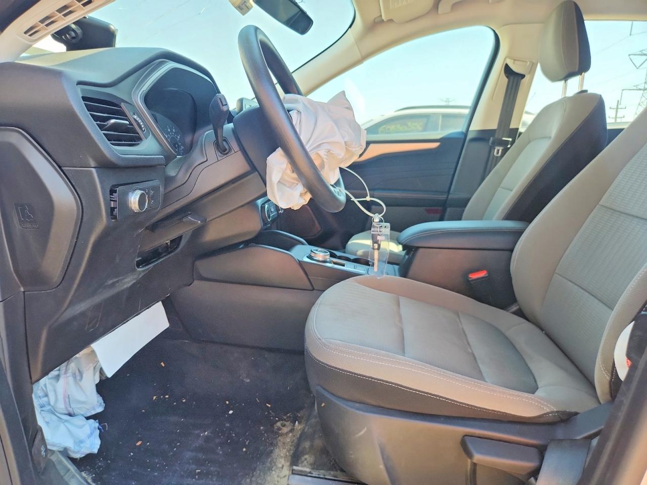 2022 Ford Escape S - Фото 7