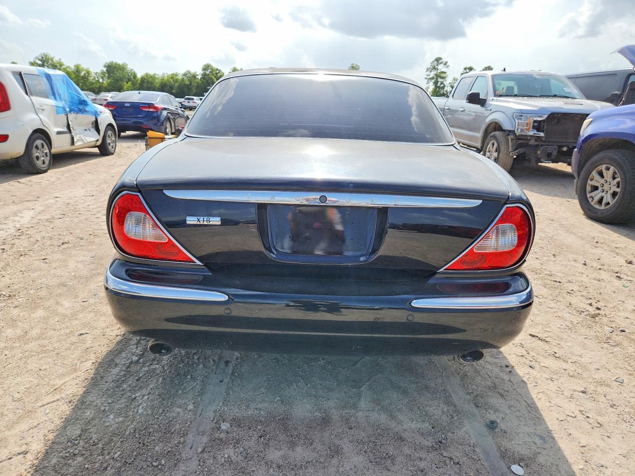 2004 Jaguar Xj8 L - Фото 6