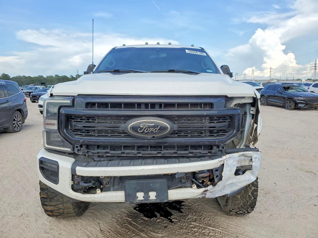 2021 Ford F250 Super Duty - Image 5