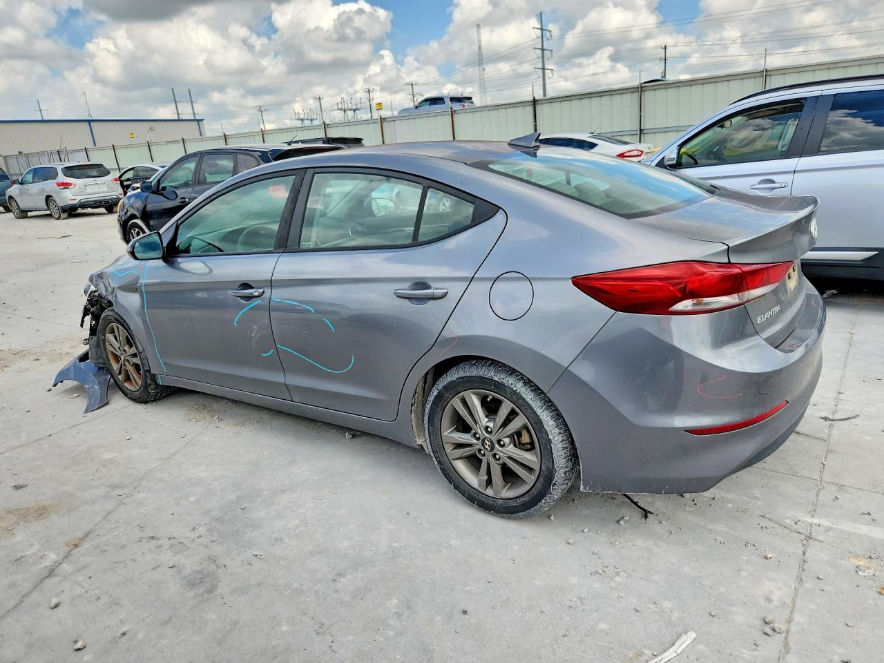 2018 Hyundai Elantra Sel - Фото 2